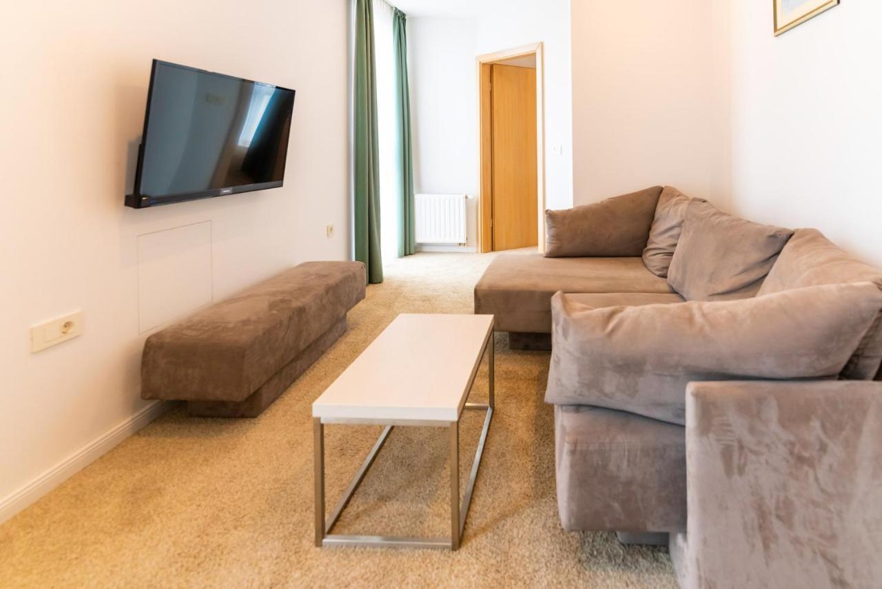 Hotel Park Superior 3* Čakovec Esterno foto