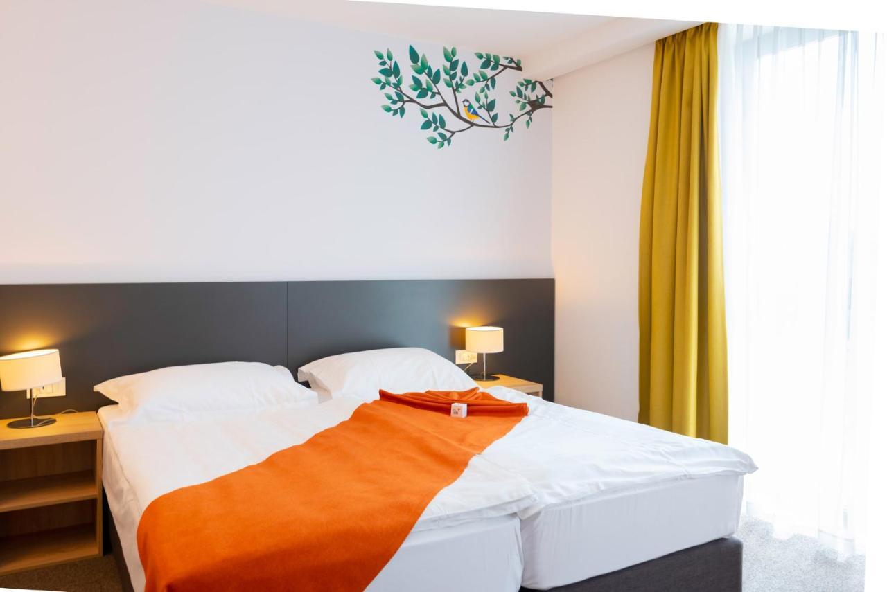 Hotel Park Superior 3* Čakovec Esterno foto