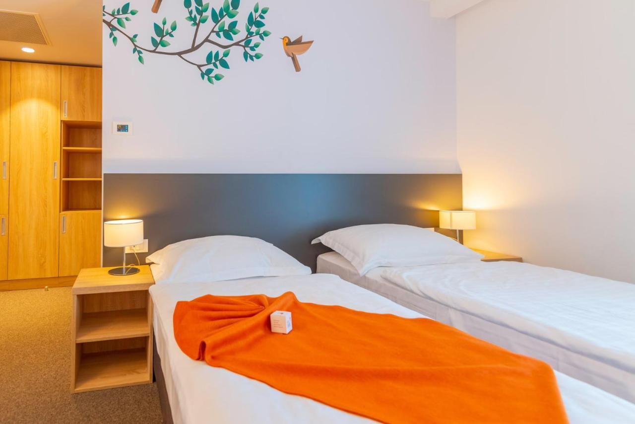 Hotel Park Superior 3* Čakovec Esterno foto
